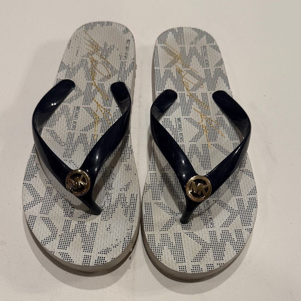 Michael Kors Navy and White Patterned Sandals